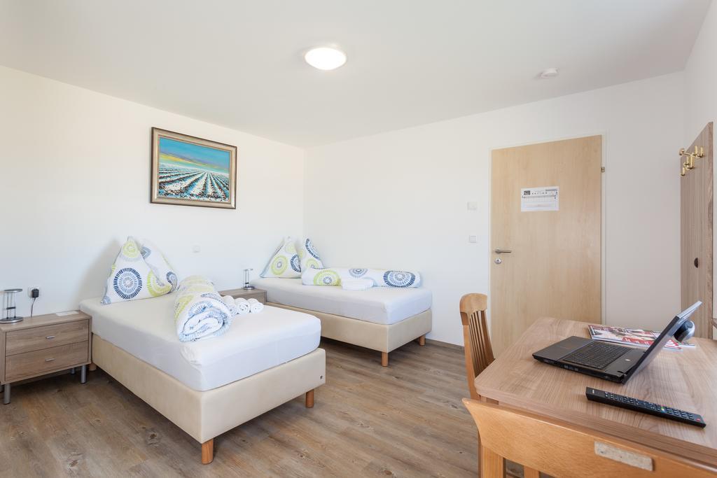 Pension Weinbauer Hofkirchen im Traunkreis Habitación foto